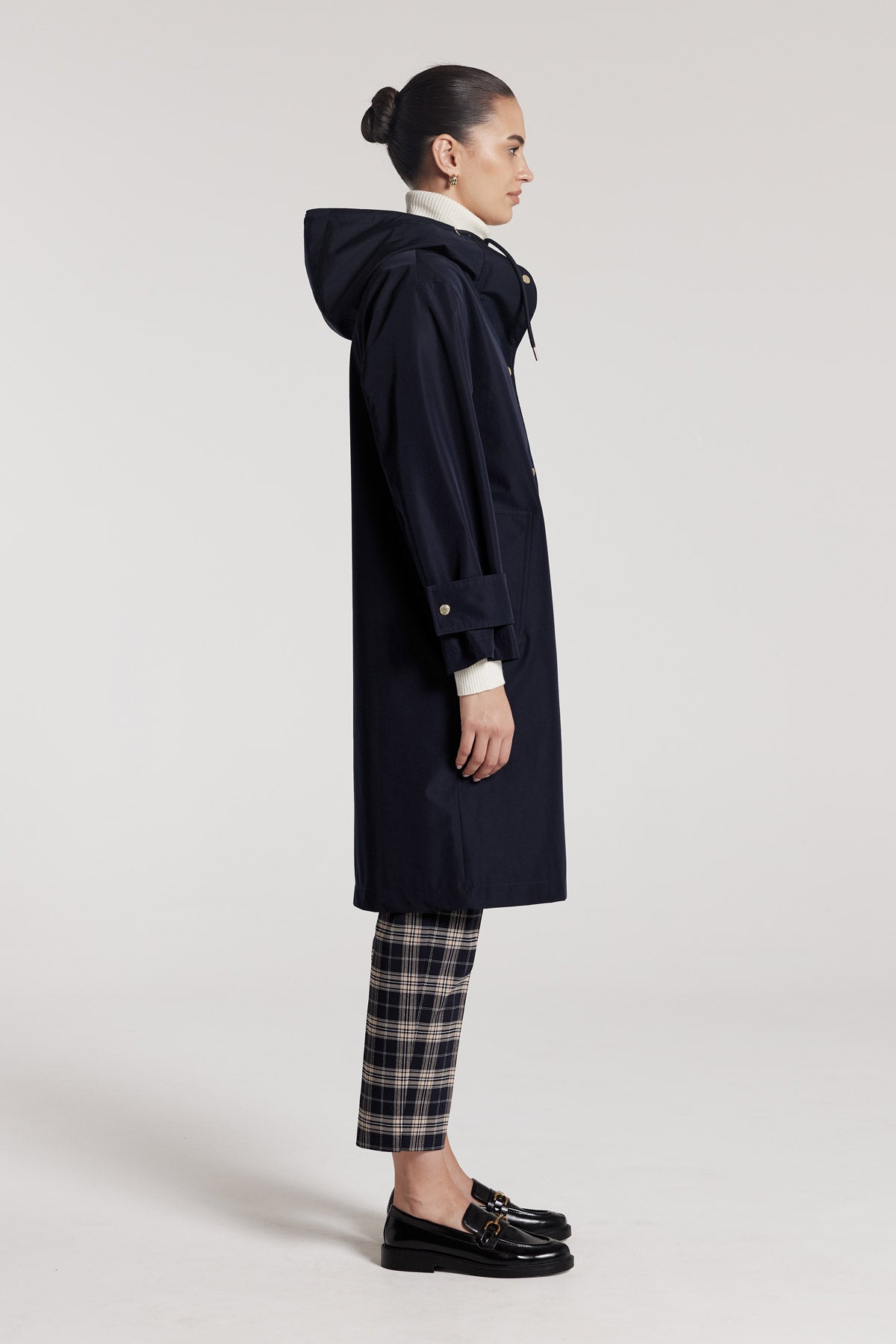 Highlands Raincoat - Navy-Perri Cutten