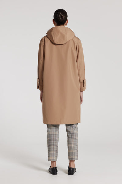 Highlands Raincoat - Parchment-Perri Cutten