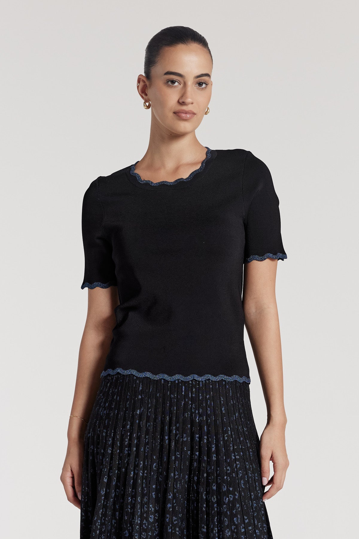 Calista Metallic Top - Black/Blue-Perri Cutten